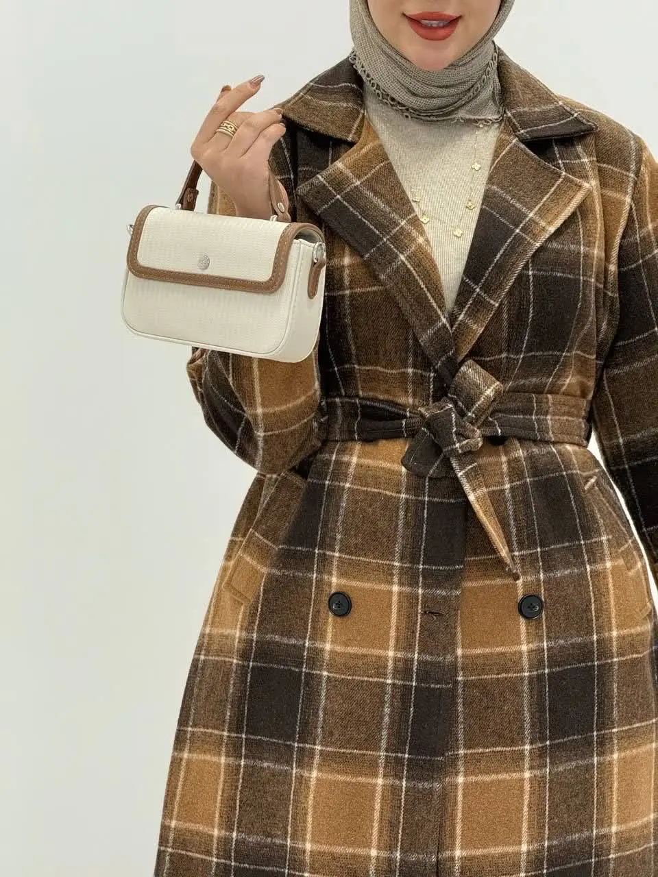 3697-پالتو چهارخونه آذین